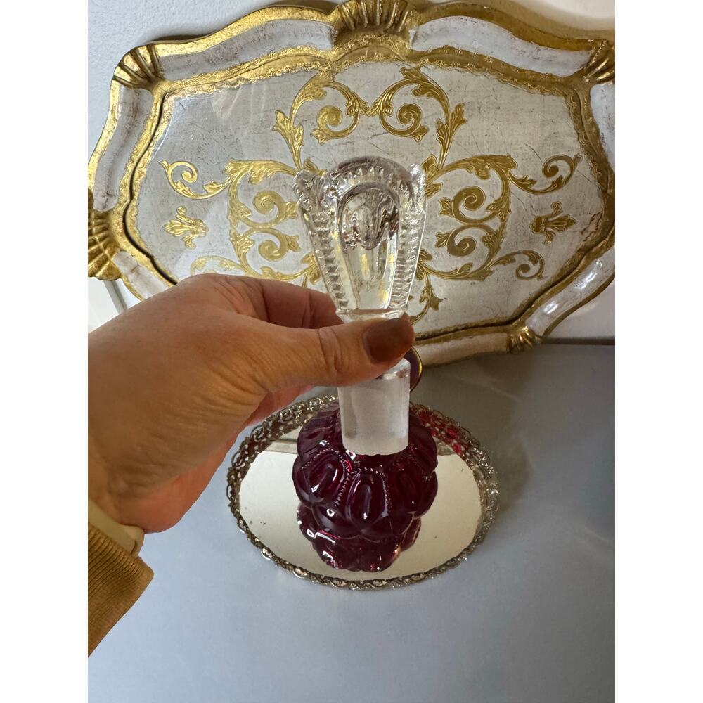 Vintage Ruby Red LE Smith Decanter with Crystal Stopper(Moon & Stars Pattern) - Picture 3 of 6